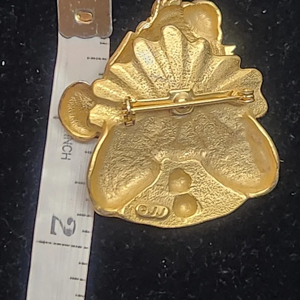 Vintage Gold Tone Clown Brooch Pin Whimsical Circus Jewelry Matte Gold Finish JJ
